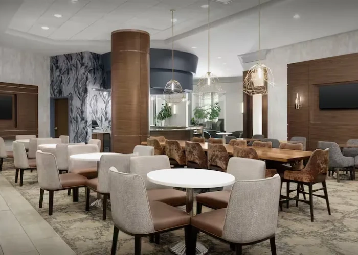 3-es-kennesaw-breakfast seating