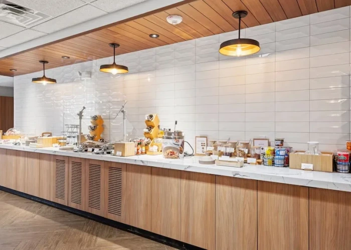 6-fis-hickory-breakfast buffet