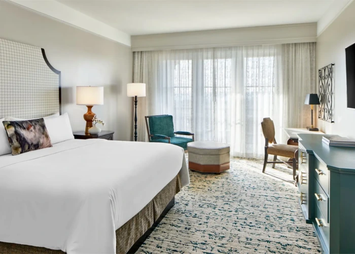 br-bhmhv-king-guest-room-27087