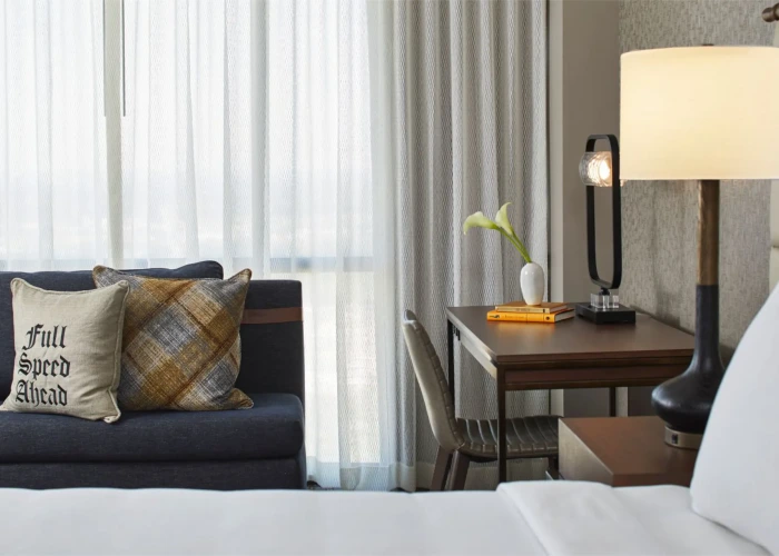 br-mobrv-king-room-3-33636