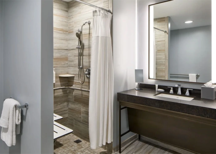 prattville-mgmmm-ada-bathroom-with-v27958-20404-classic-hor