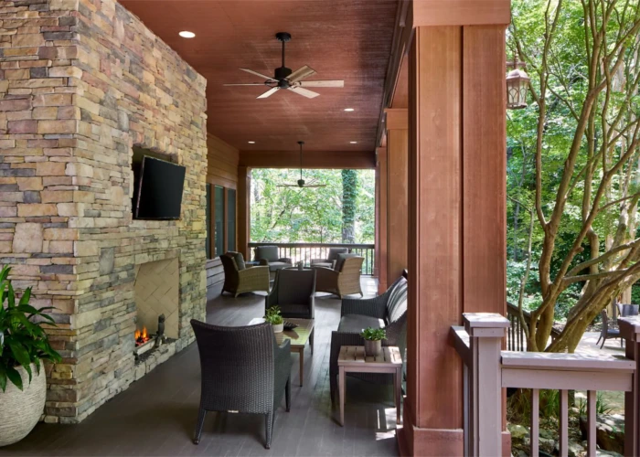 prattville-mgmmm-cottage-back-porch-11796-classic-hor