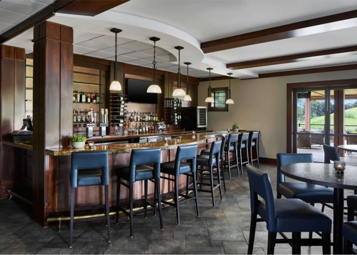 prattville-mgmmm-oak-tavern-bar-21314-classic-hor