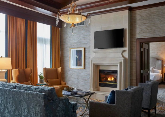 rmhscc-mgmbr-presidential-living-5853-hor-clsc