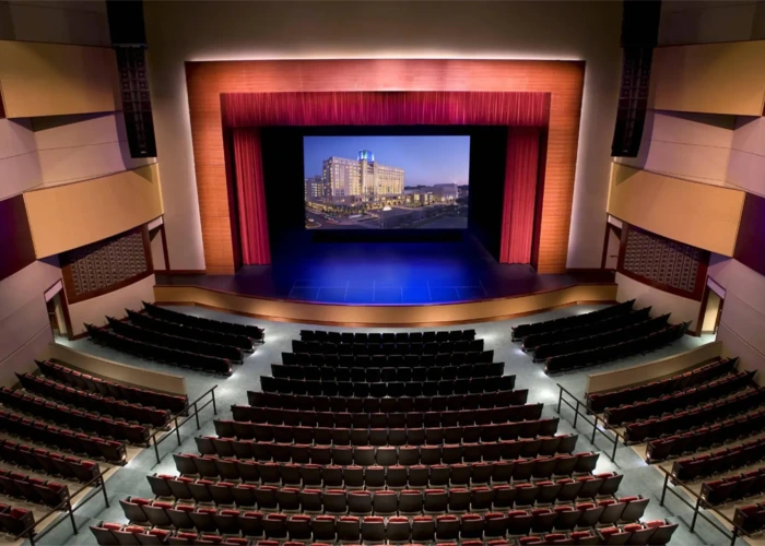 rmhscc-mgmbr-theater-0049-hor-clsc
