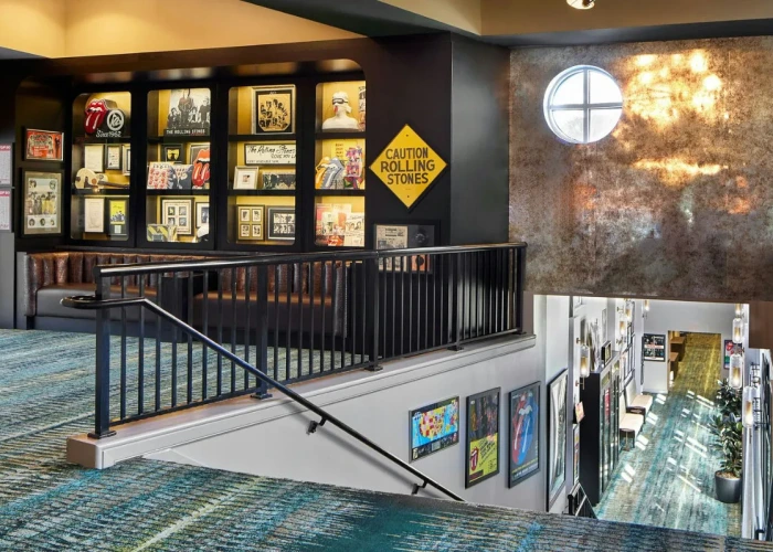 rsr-art-exhibit-gallery-showcase