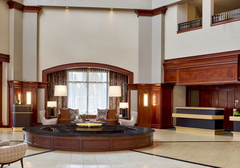 02-rh-mslbr-lobby
