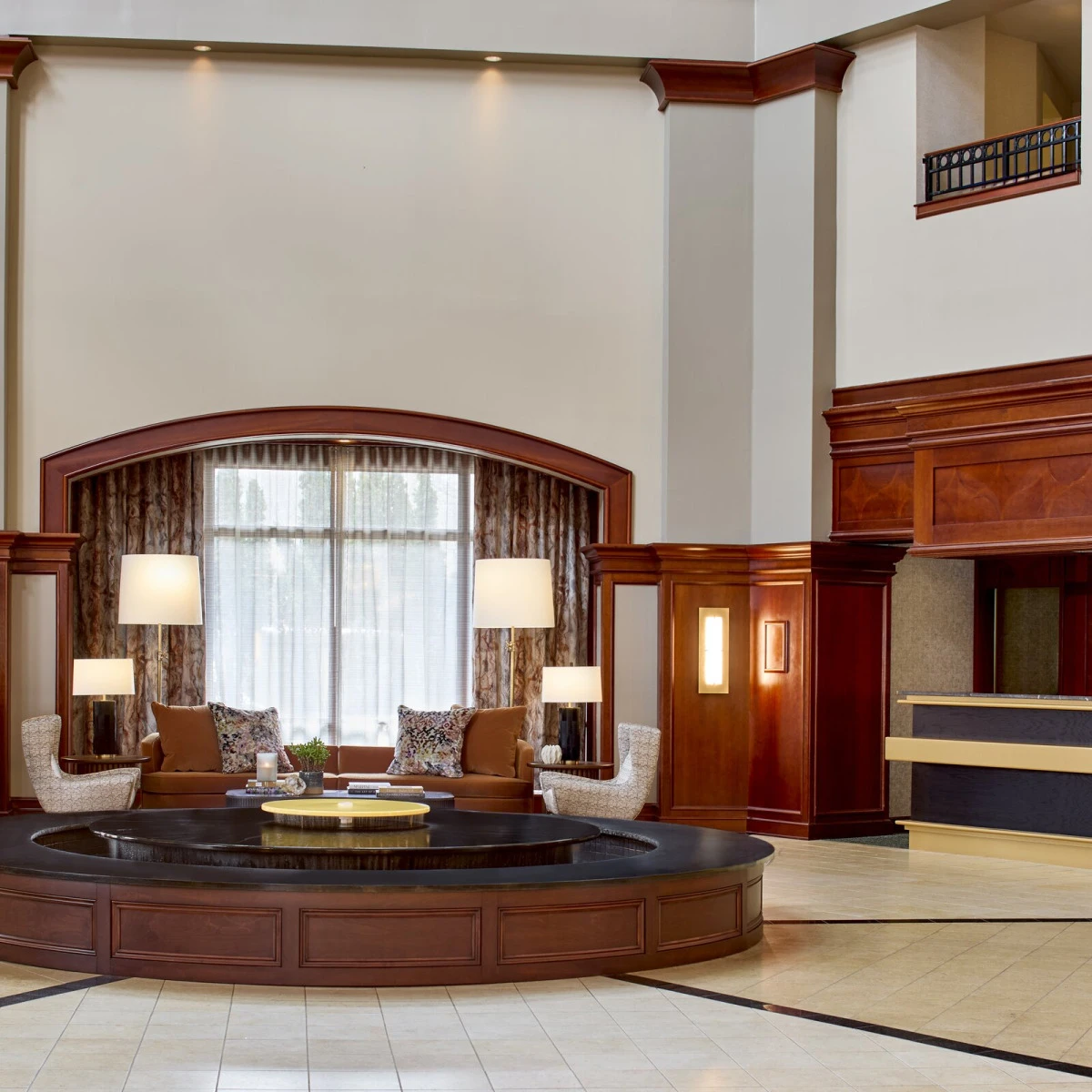 02-rh-mslbr-lobby
