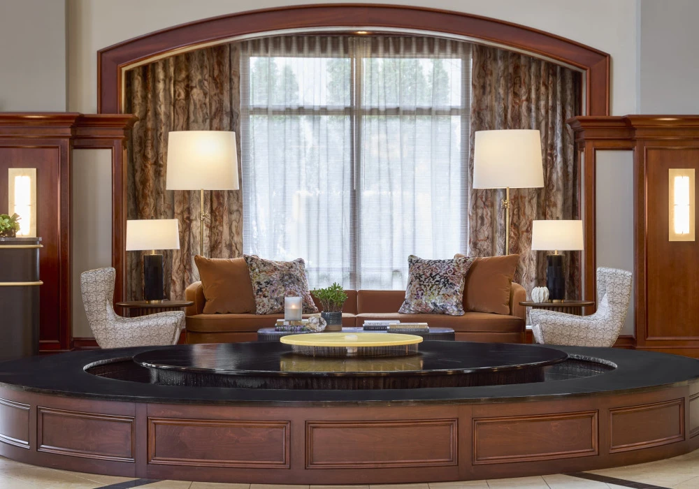 03-rh-mslbr-lobby2