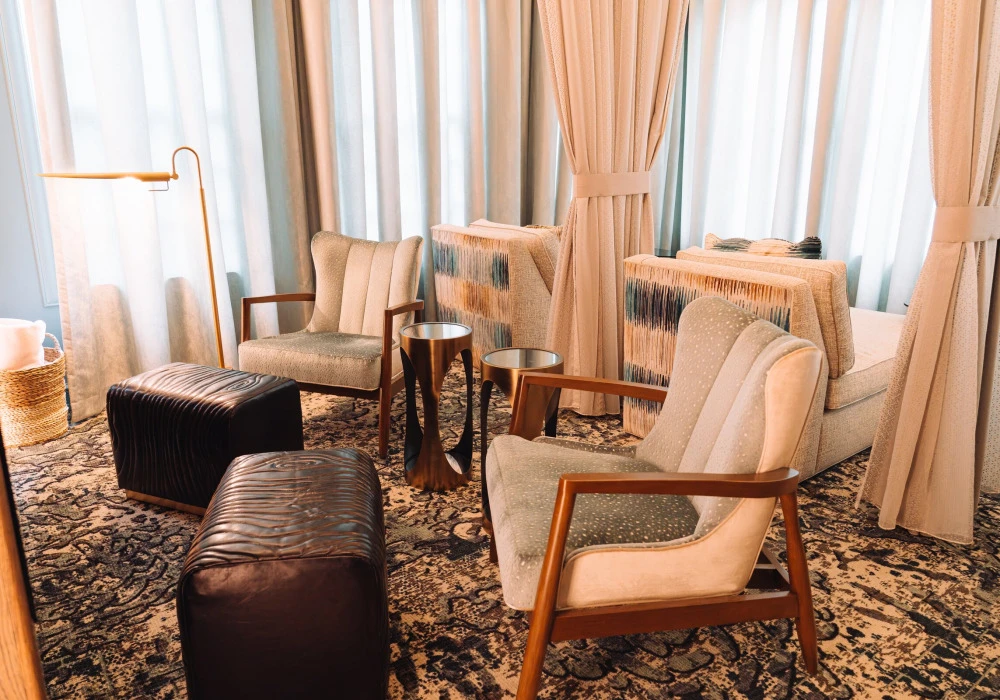 04-calming-lounge-3