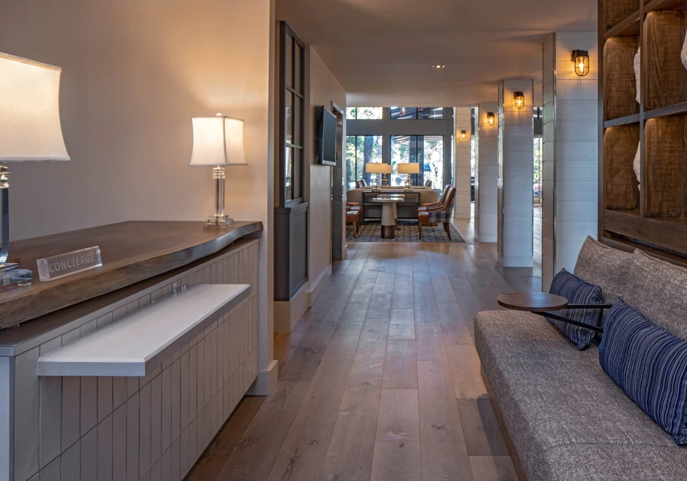 04-hyatt-regency-mission-bay-concierge
