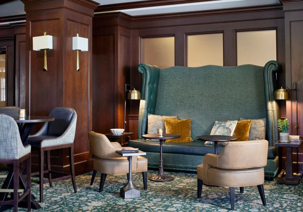 05-lobby-1