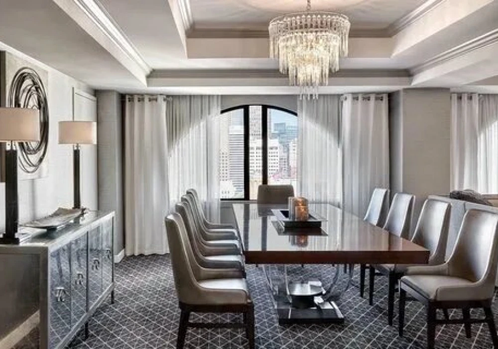 11-concierge-lounge