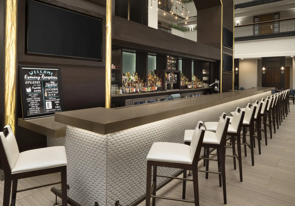 13-cmhce-atrium-grill-restaurant-1172778-2