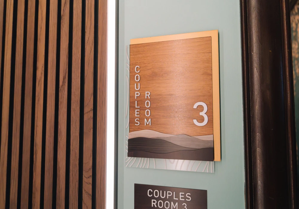 13-couples-treatment-room-custom-signage