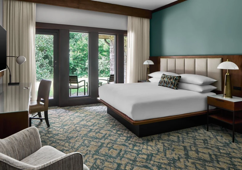 14-mc-mgmmm-king-bed-villa-with-40326-25106-classic-hor