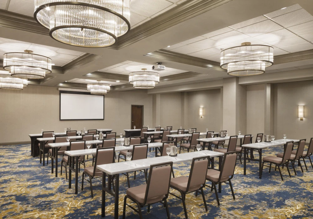 18-cmhce-capital-room-1172817-2