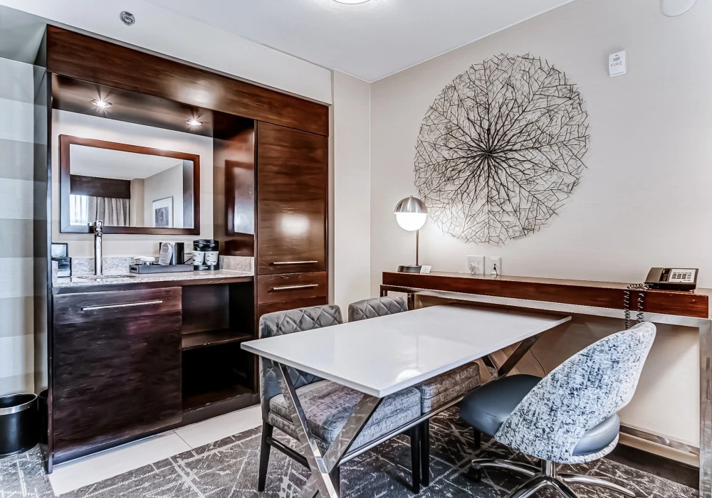 21-suite