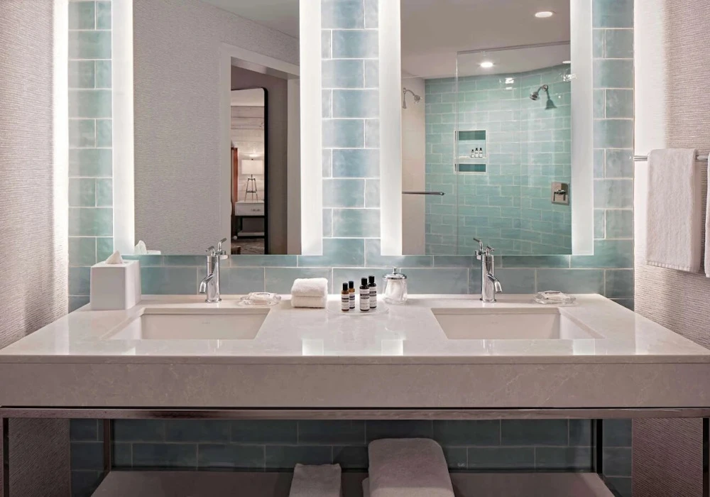 23-guest-bath-vanity