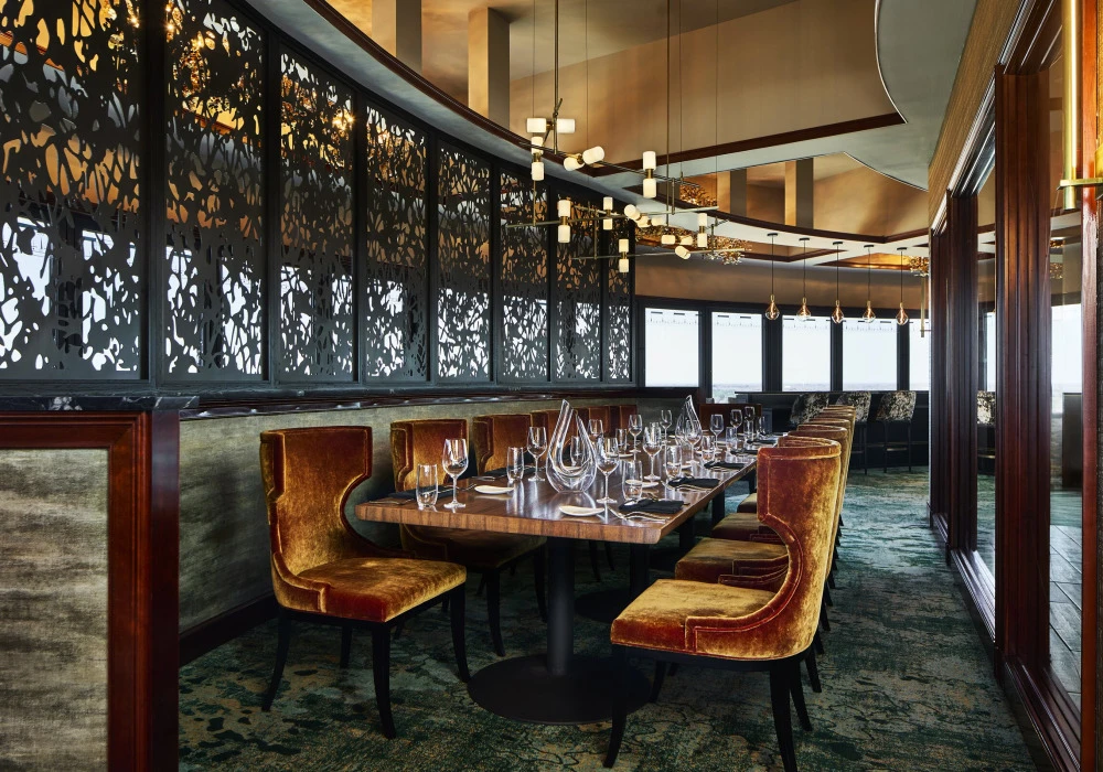 23-renaissance-shoals-360-restaurant