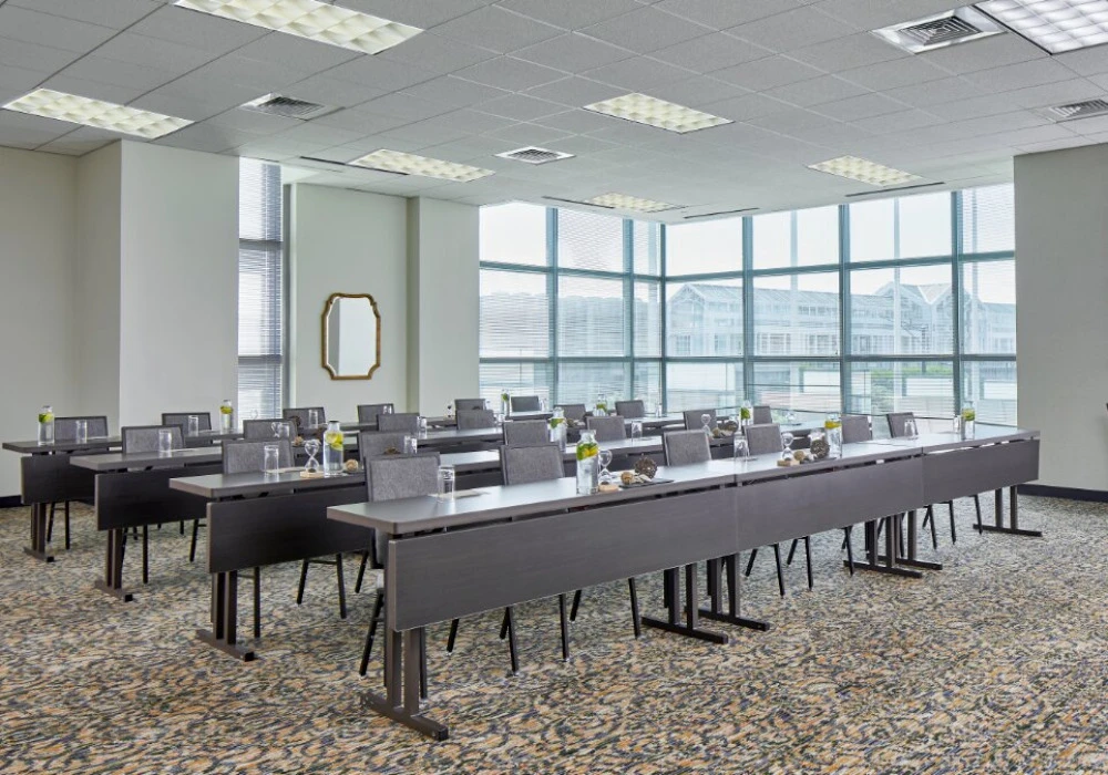 28-bienville-meeting-room-2