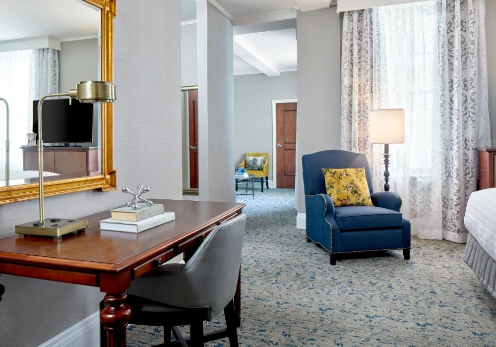 38-guestroom