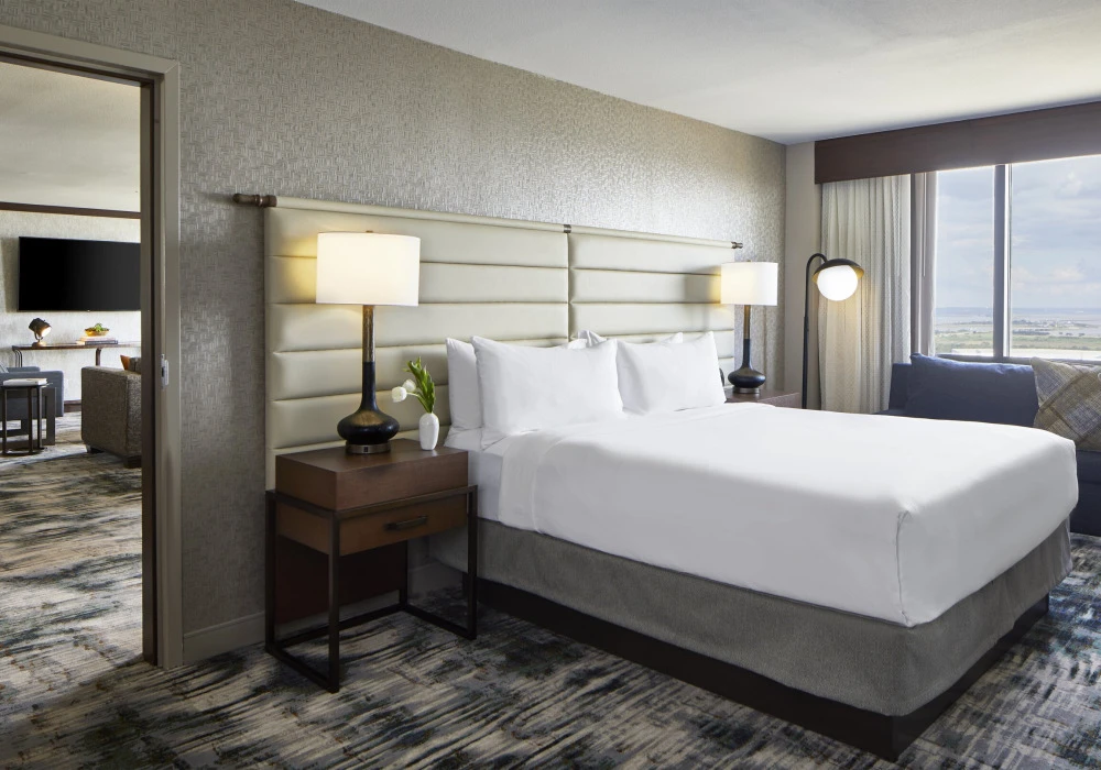 50-mobrvp-executivesuite5