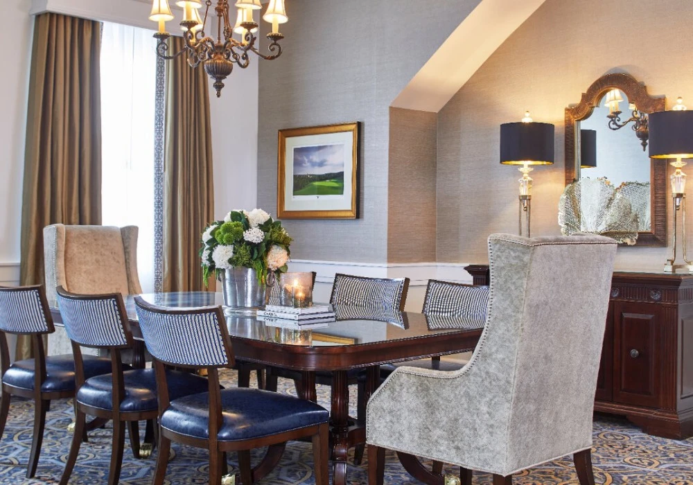 51-presidential-suite-dining-room