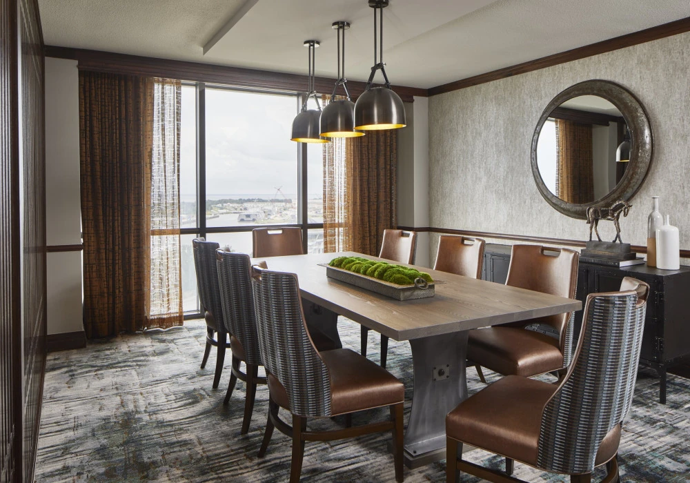 59-mobrvp-hospitalitysuite4